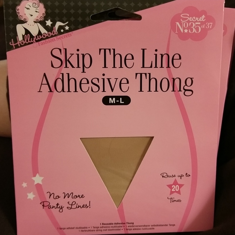 Hollywood Fashion Secrets Adhesive Thong M-L